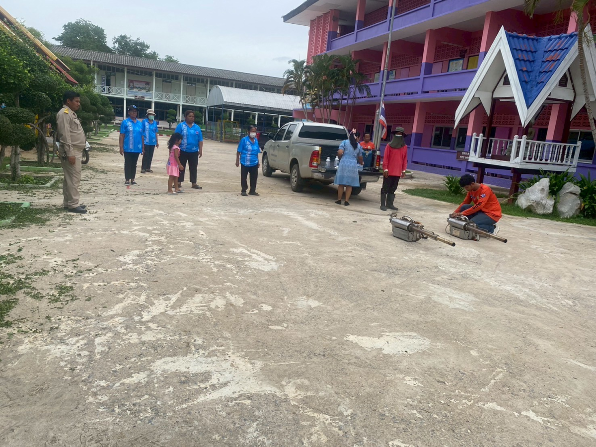 โครงการป้องกันและรณรงค์ควบคุมโรคไข้เลือดออกและไข้ซิกาในเขตตำบลประสุข ปี 2568