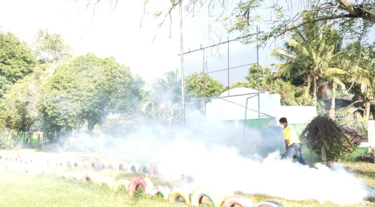 โครงการป้องกันและรณรงค์ควบคุมโรคไข้เลือดออกและไข้ซิกาในเขตตำบลประสุข ปี 2568