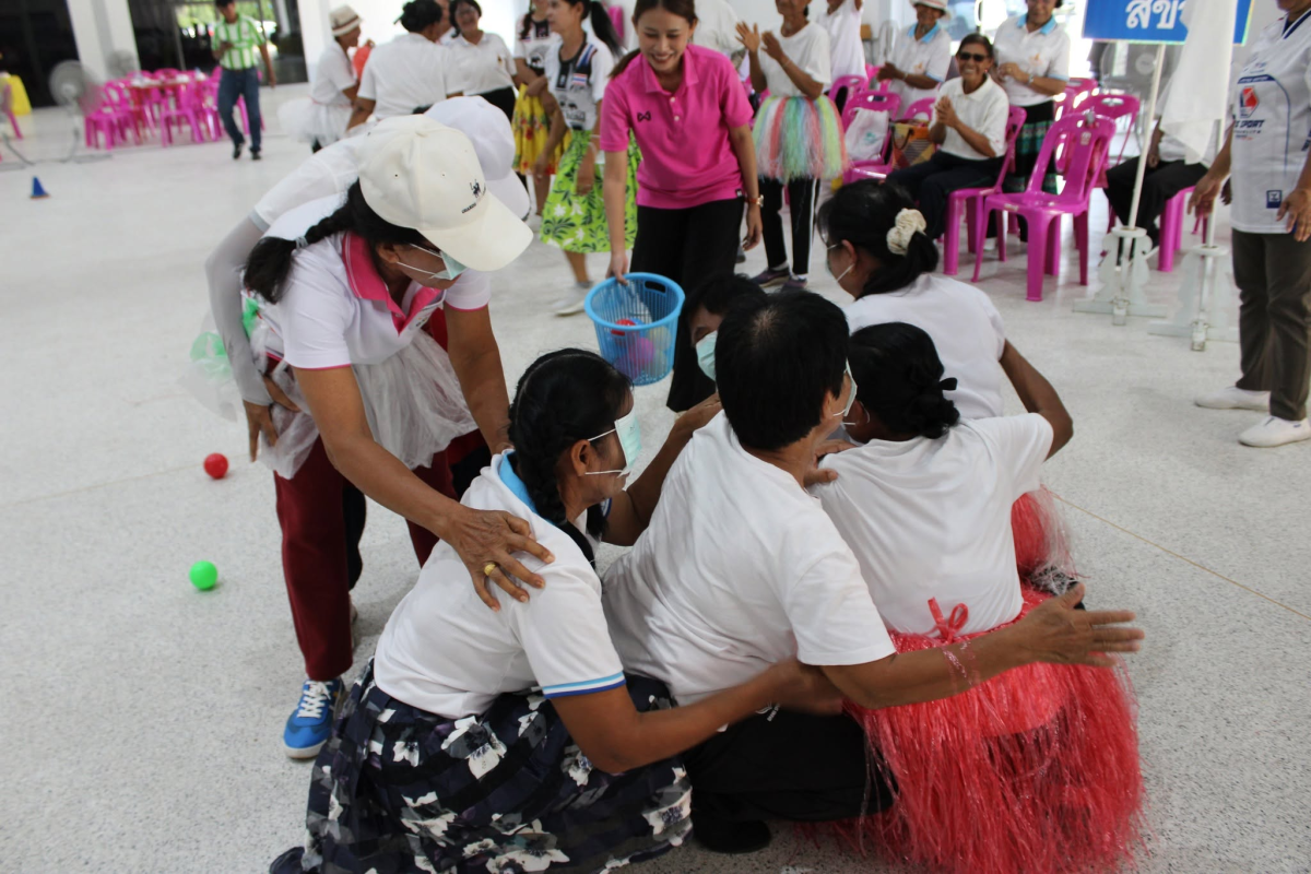 กิจกรรมการแข่งขันกีฬานักเรียนโรงเรียนผู้สูงอายุ